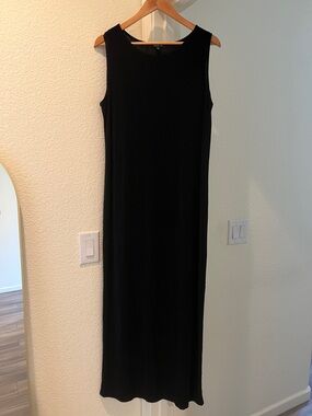 Vikki Vi Maxi Dress Sleeveless